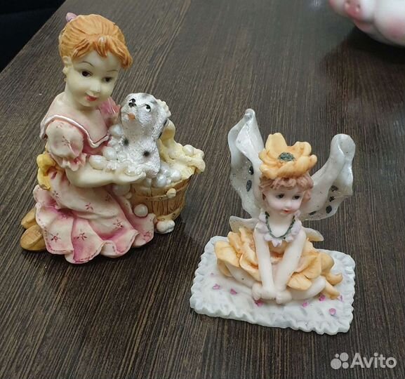 Статуэтки, шкатулки,бутылка Рижский бальзам