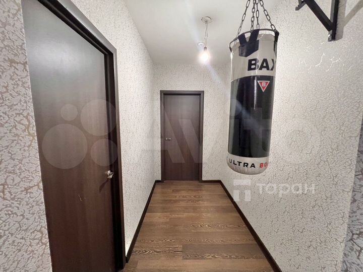 3-к. квартира, 95 м², 6/10 эт.