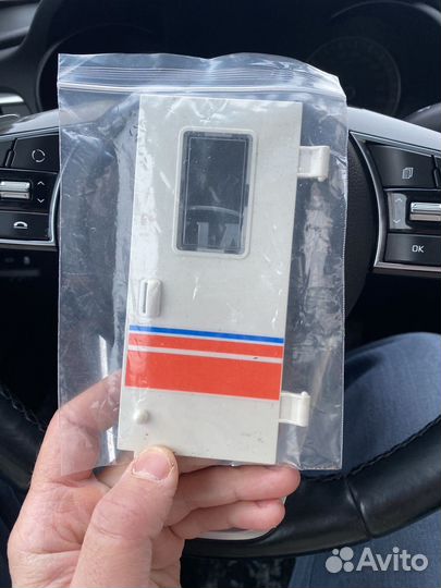 Дверь правая задняя bruder скора