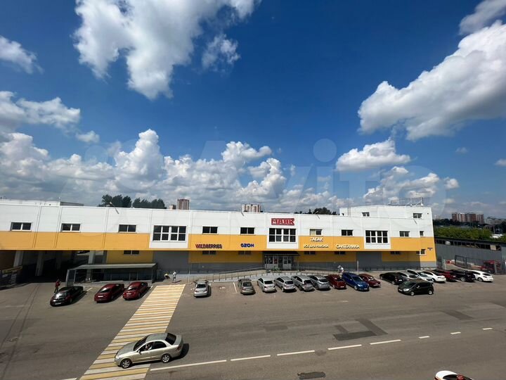 Торговая площадь, 2000 м²