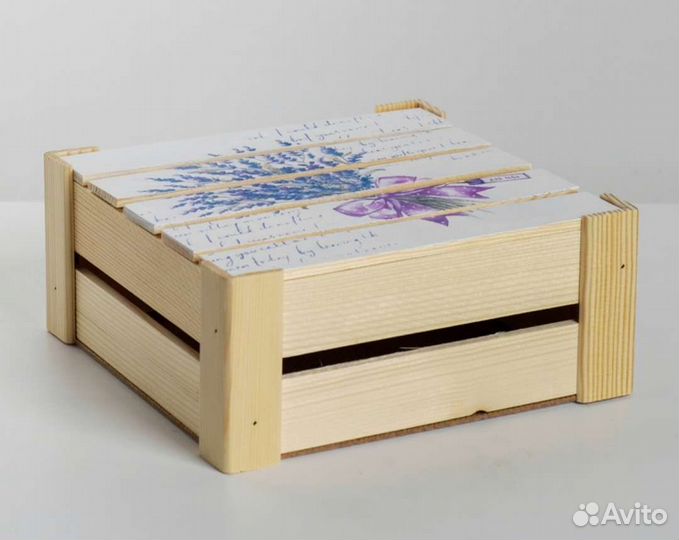 Деревянная коробка для подарка
