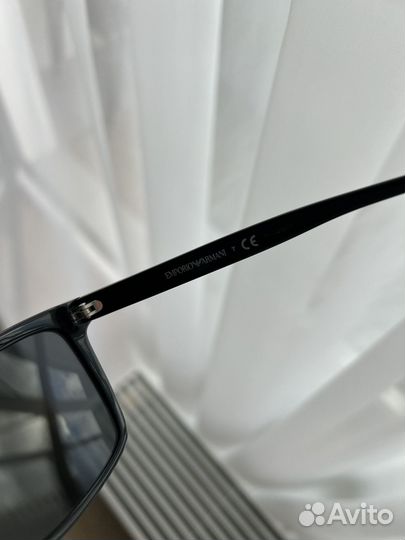Солнцезащитные очки Armani