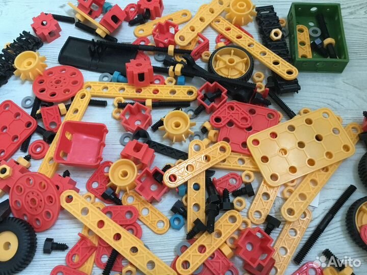 Конструктор инженерный для творческого мышления