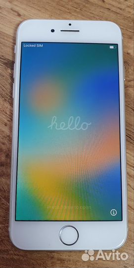 iPhone 8, 64 ГБ