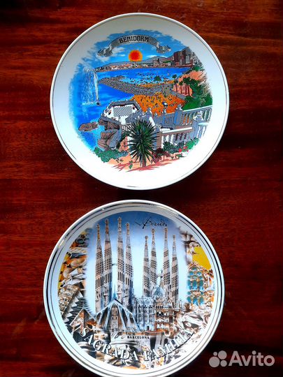 Коллекция декоративных тарелок для интерьера