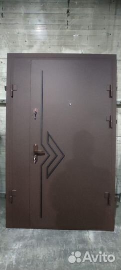 Двери подъездные металлические