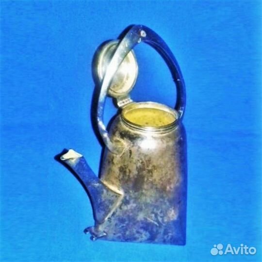 Чайники, сахарницы, кружки, фужеры, вазы и др