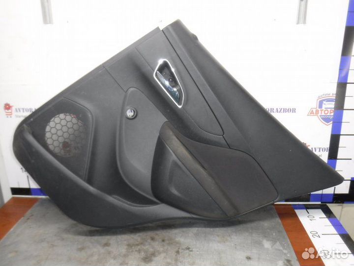 Обшивка двери задняя правая Opel Mokka F18D4 2014