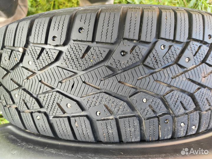 4 Зимних колеса на ниву r15