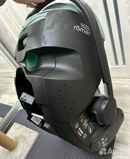 Автомобильное кресло britax romer