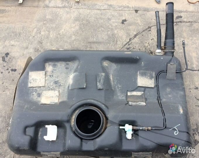 Топливный бак Hyundai Accent