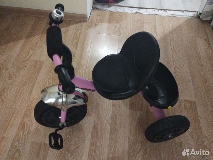 Детский трехколесный велосипед