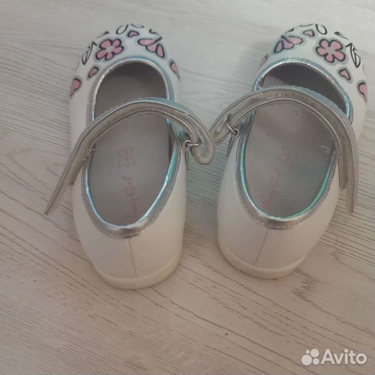 Туфли для девочки 24 размер