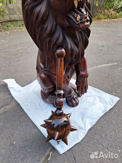 Деревянная фигура