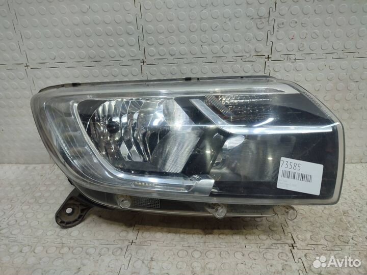 Фара правая Renault Logan 2 2018