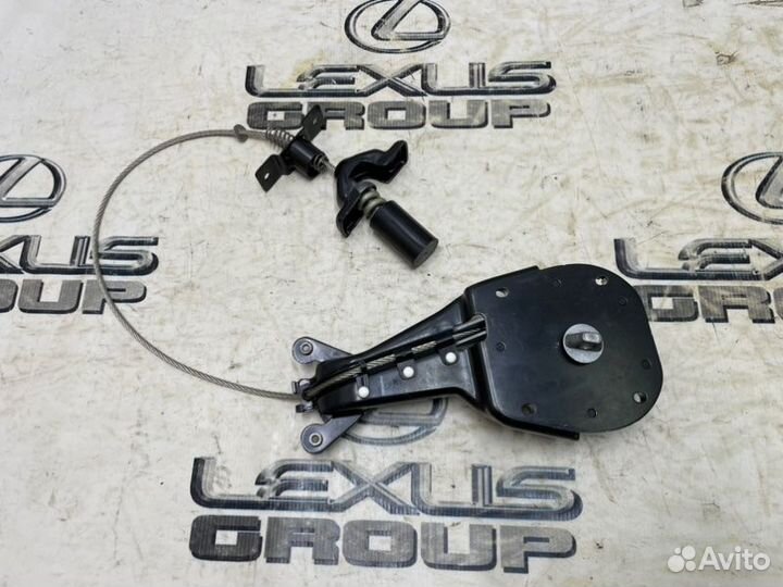 Крепление запасного колеса Land Rover Range Rover