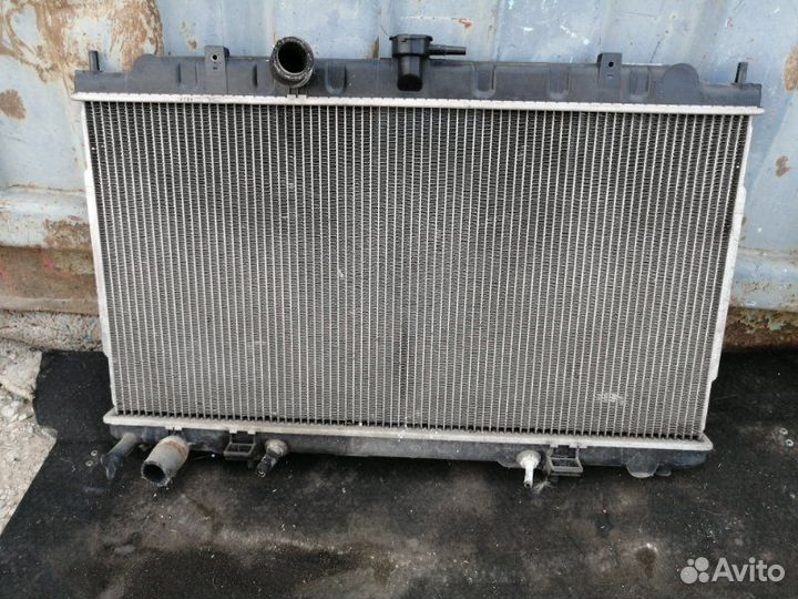 Радиатор двс Nissan Wingroad Y11 QG 15 2000