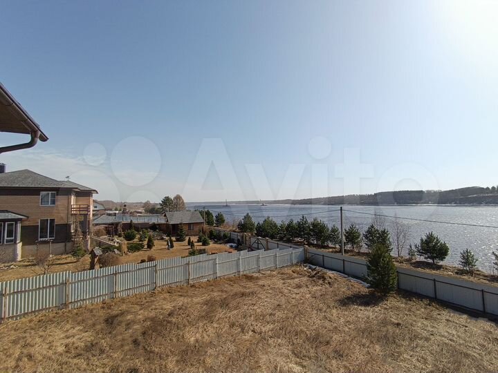 Коттедж 195 м² на участке 20 сот.