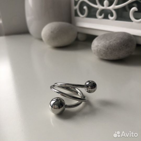 Кольцо безразмерное с шариками трендовое новое