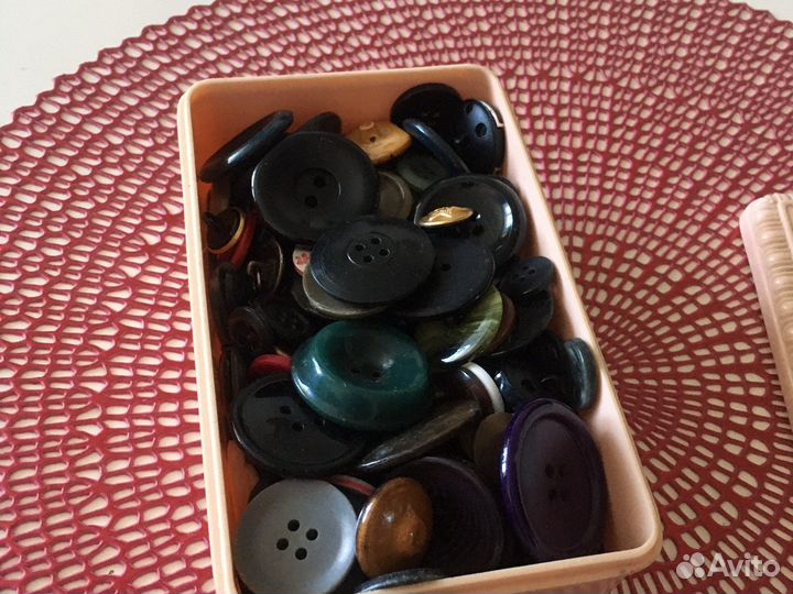 Шкатулка, пуговицы СССР