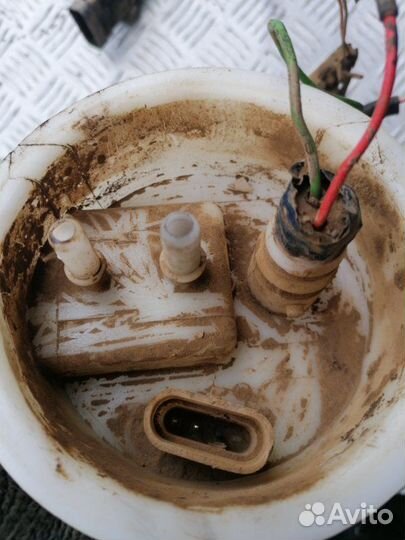 Бензонасос Mercedes-Benz M-Class W163 4.3 113.942