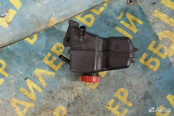 Бачок гур Peugeot 406