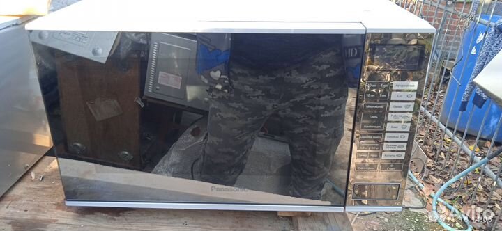 Микроволновая печь Panasonic c грилем