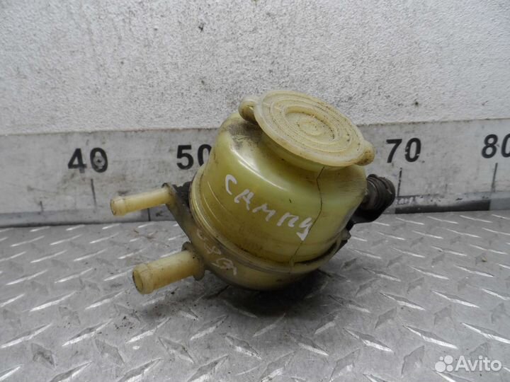 Бачок гидроусилителя Toyota Camry 40