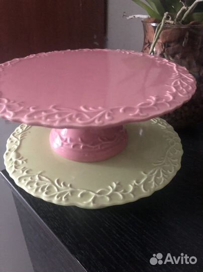 Поднос на ножках