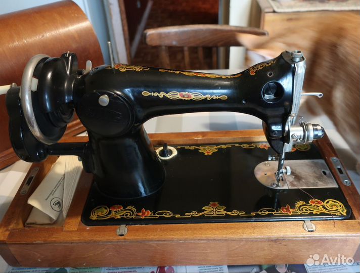 Швейная машинка 