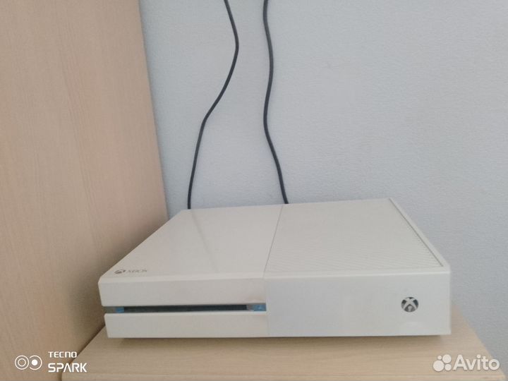 Xbox One + FIFA 22 в подарок