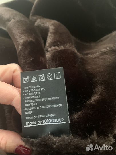 Дубленка натуральная женская с капюшоном