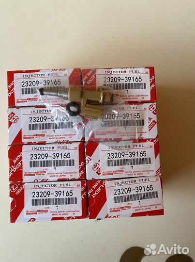 Форсунка топливная Тойота Ленд Крузер