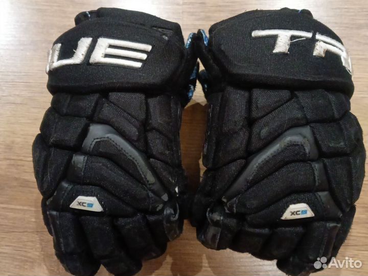 Краги хоккейные