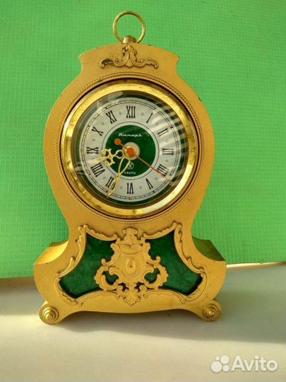 Канцтовары Часы настольные- работают