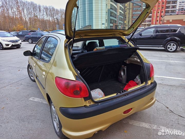 Peugeot 206 1.4 AT, 2004, 174 343 км