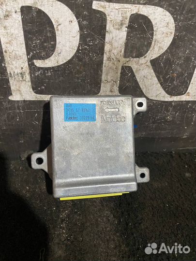 Блок управления AIR BAG Mazda Demio DW3W