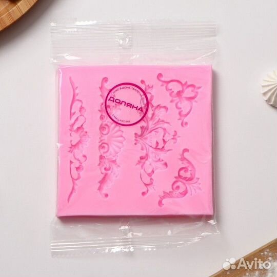 Молд Доляна «Вензеля, лепнина», 10,510,50,7 см, цв