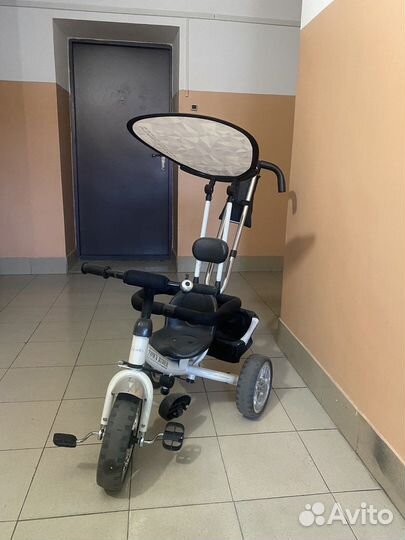 Детский велосипед с родительской ручкой