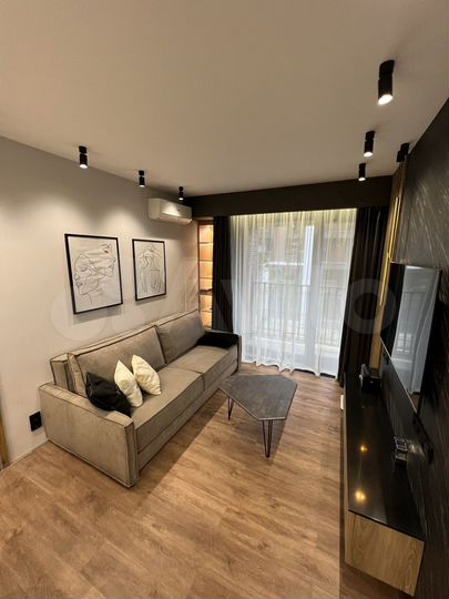 2-к. квартира, 50 м², 1/8 эт.