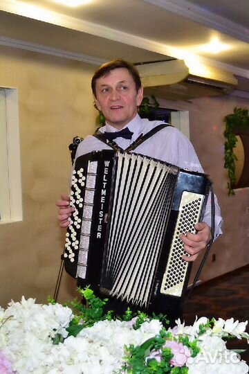 Ведущая - тамада + диджей + саксофон+баян