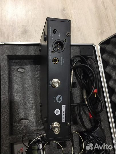 US-101 (с кейсом) беспроводная радиосистема