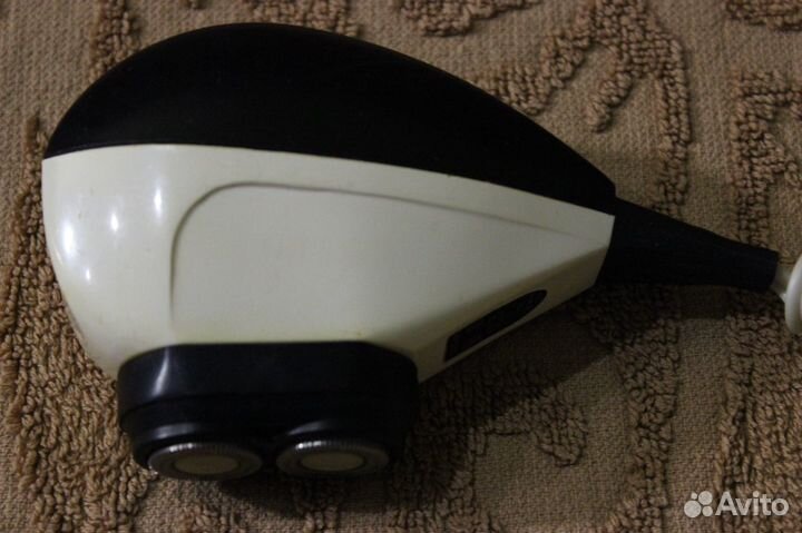 Электрическая бритва Харьков СССР с футляром