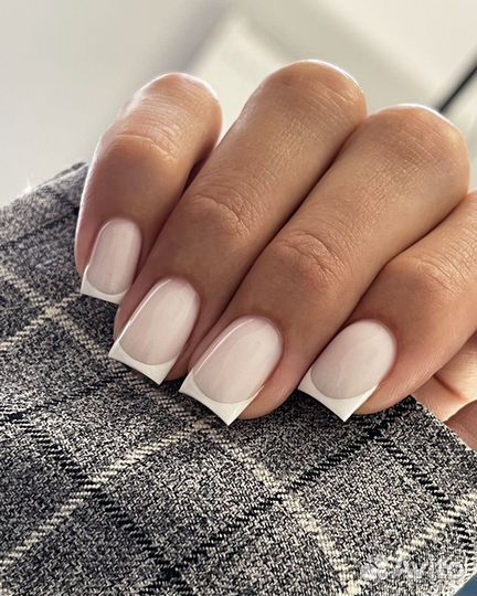 Маникюр/педикюр