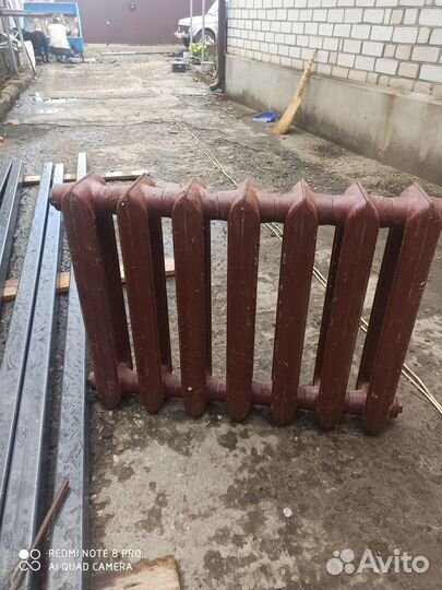 Продам чугунные батареи новые