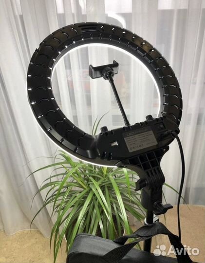 Кольцевая лампа 36см профессиональная