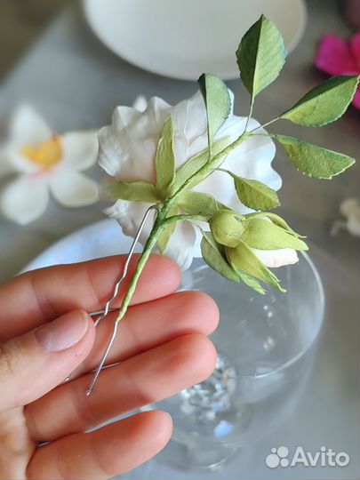 Шпилька для волос розой. Ручная работа