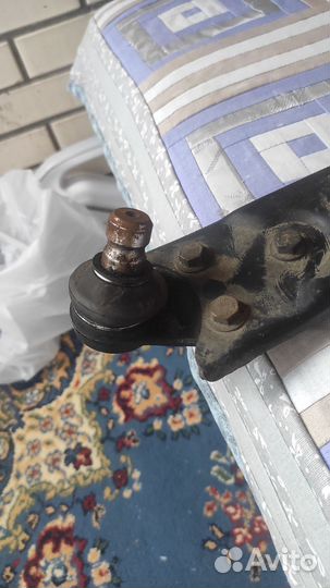 Передний левый рычаг на ford focus 3