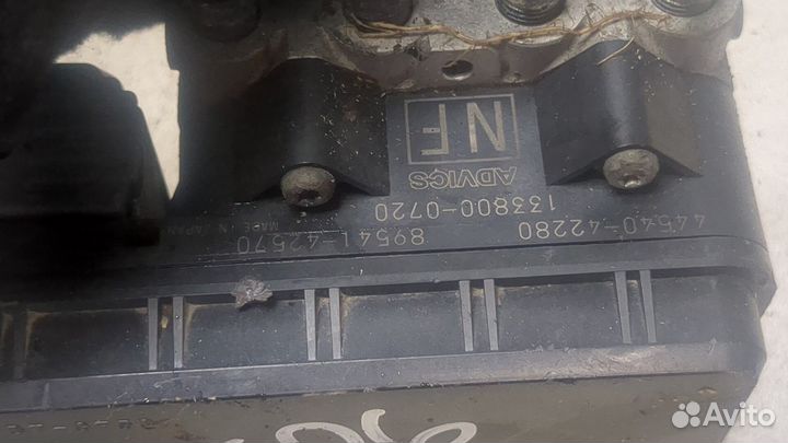 Блок абс, насос Toyota RAV 4, 2013