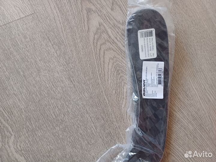 Клюшка хоккейная левый хват Bauer